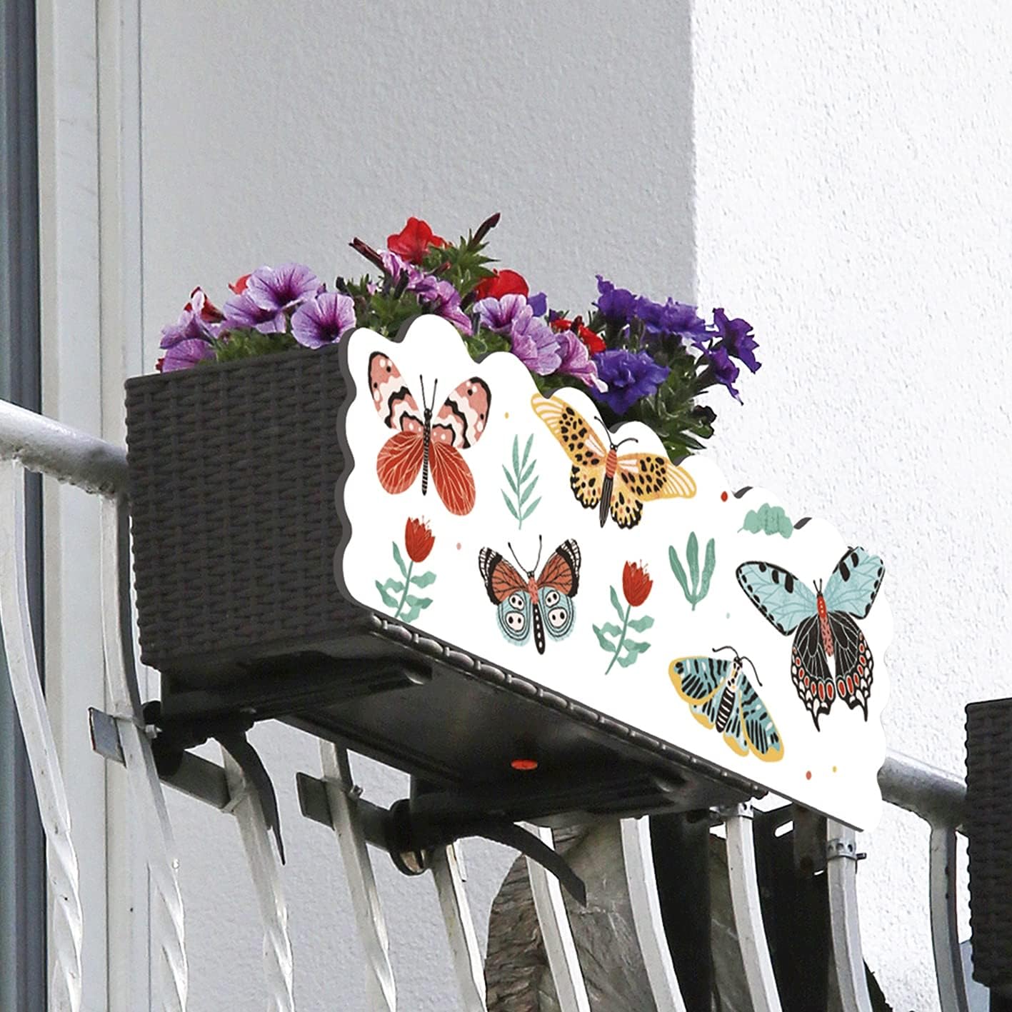 MAXXMEE Blumenkasten-Dekoration in Schmetterlings-Design | Blumenkasten-Verkleidung mit Clip-System | Für Standart-Blumenkästen (30-50 cm Breite) | 50 x 17 x 0,5 cm | Blumenkasten-Verkleidung, Clip-System, Für Standart-Blumenkästen, 30-50 cm Breite — Ansicht 3