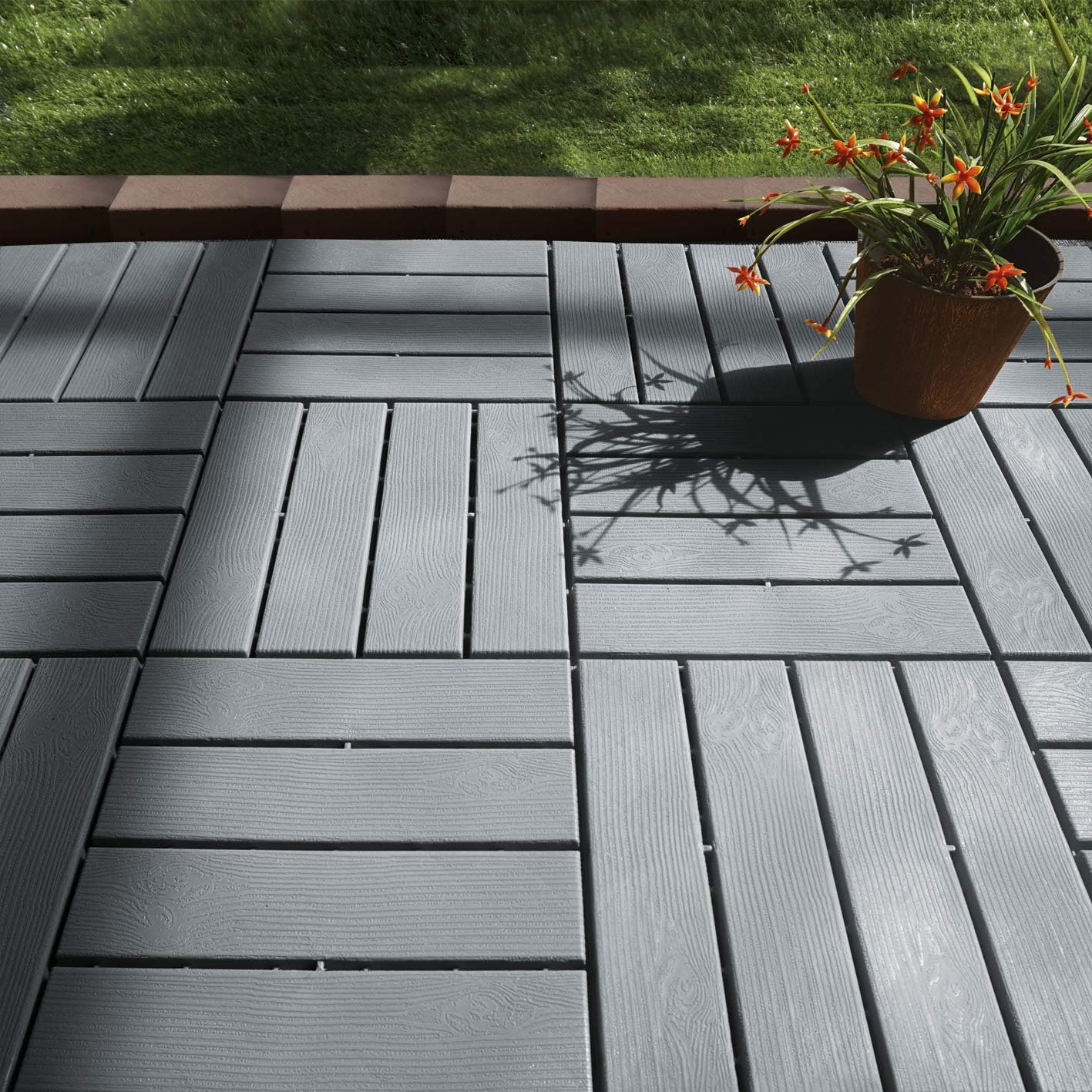 MAXXMEE Terassenplatten mit praktischem Stecksystem Kunststoff in edler Holz-Optik, 12er Set 30x30 cm | Montage ohne Bohren und Schrauben, UV-, frost- und witterungsbeständig | Leicht zu reinigen